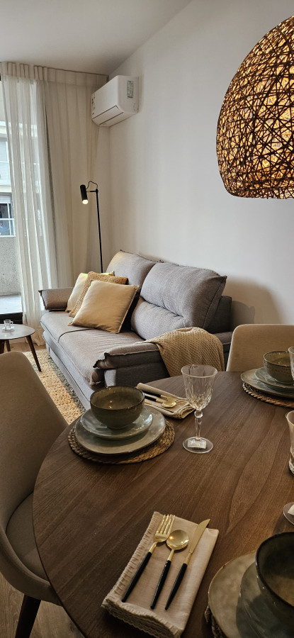 VENTA de Apartamento de 1 Dormitorio a 6 Cuadras del Mar en Centro, Montevideo