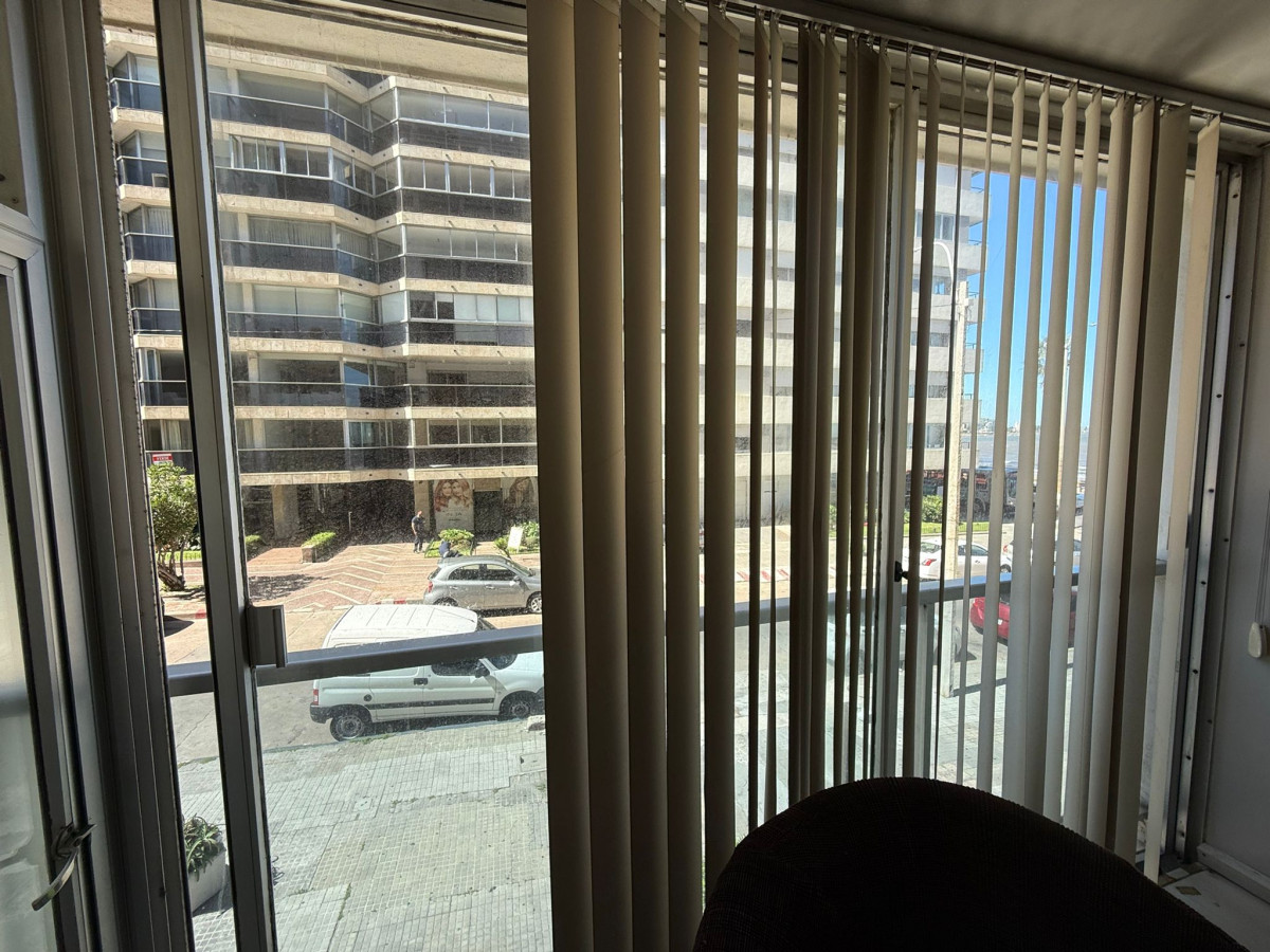 Se alquila y se vende monoambiente en Pocitos 