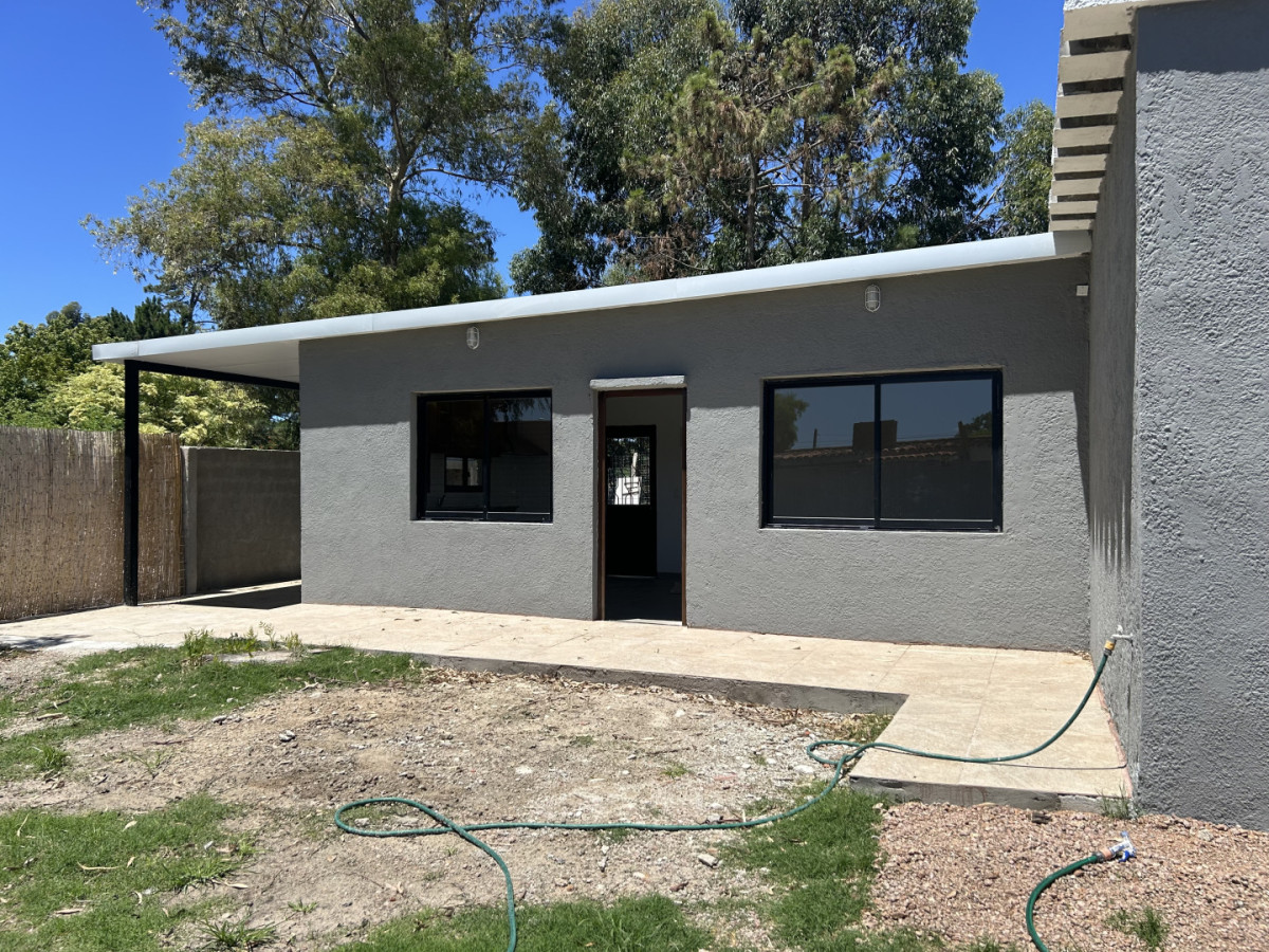 CASA PINAMAR SUR A ESTRENAR 