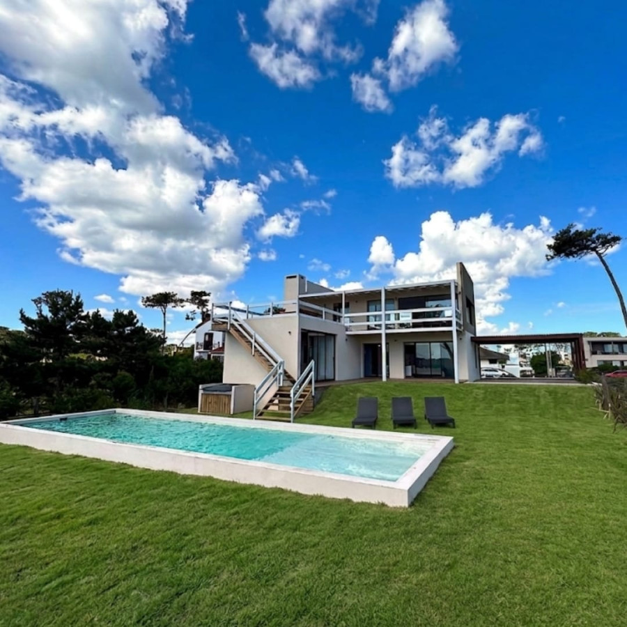 Exclusiva residencia frente al mar - Chihuahua , Punta Ballena  