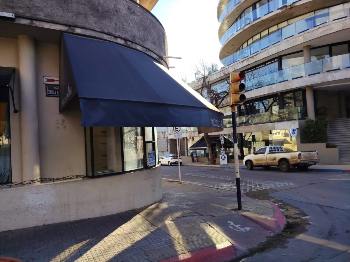LOCAL COMERCIAL SOBRE florida y zorrilla 