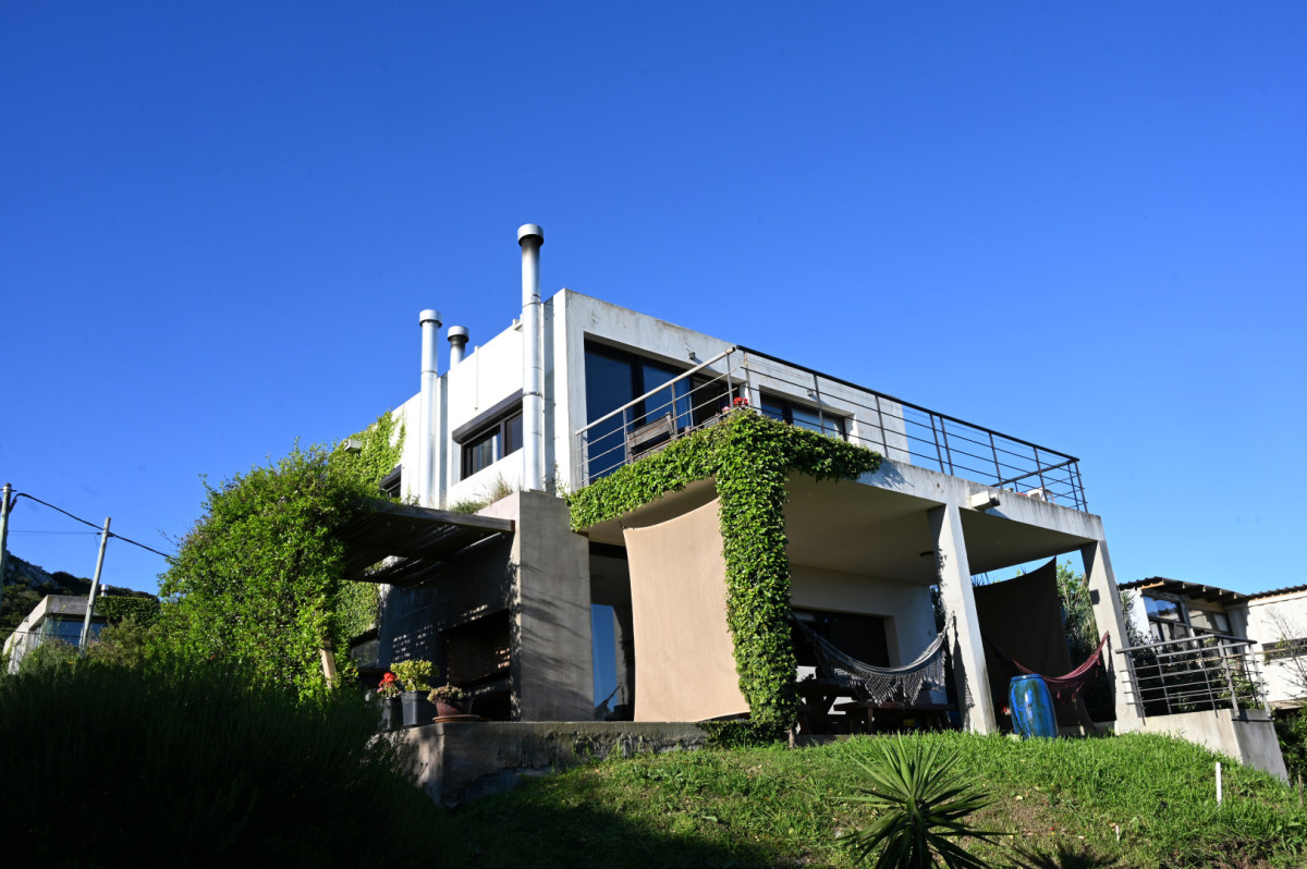 SE VENDE EXCELENTE PROPIEDAD EN PIRIÁPOLIS,PARA CUMPLIR TUS SUEÑOS