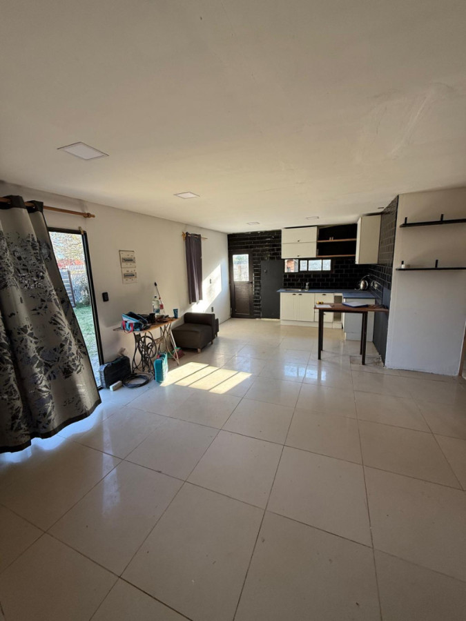 ? Casa en alquiler - El Pinar - $27.000