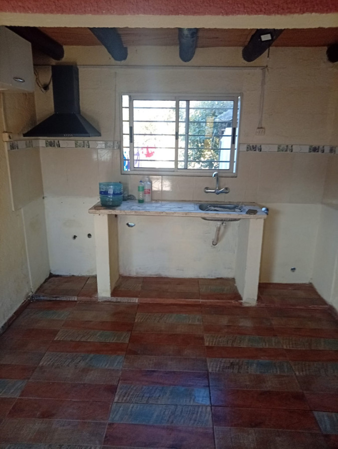 Se alquila casa en Maríndia norte