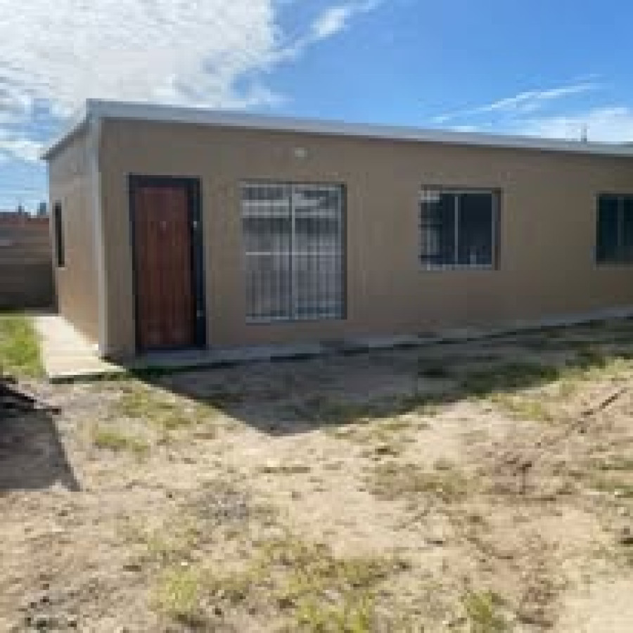 Se alquila casa a estrenar en Salinas Norte