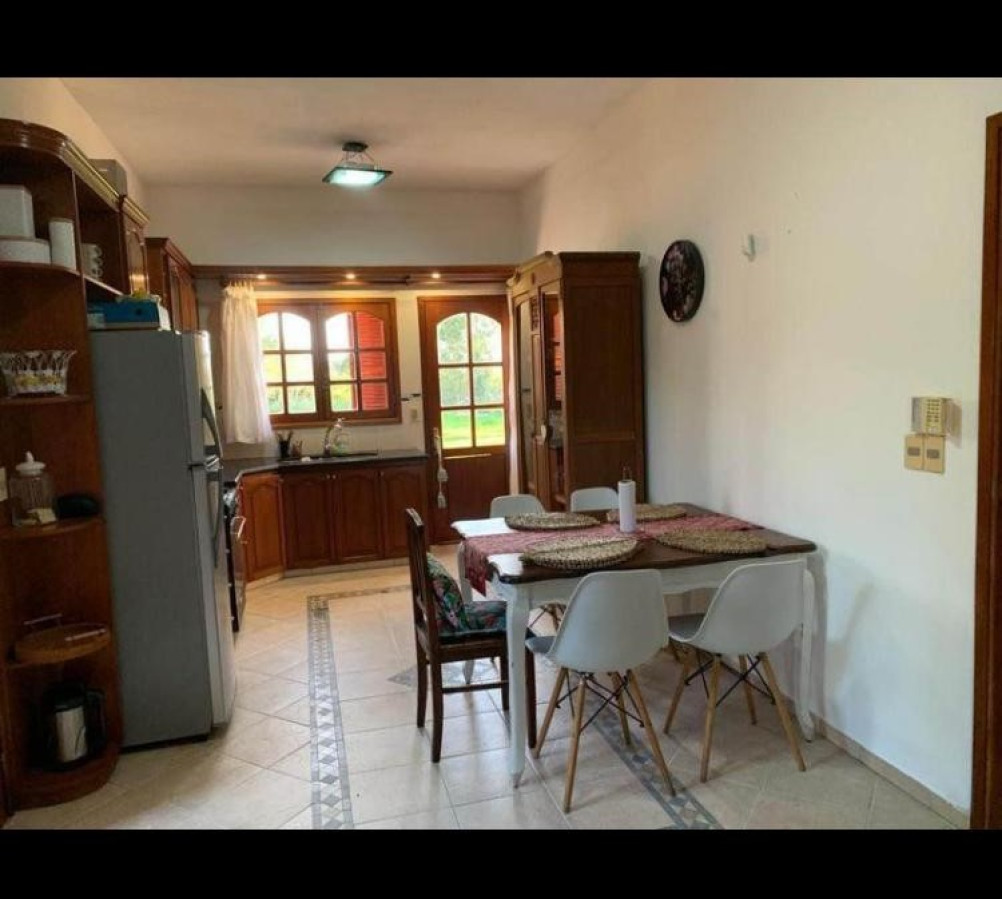CASA EN VENTA CON GRAN TERRENO 
