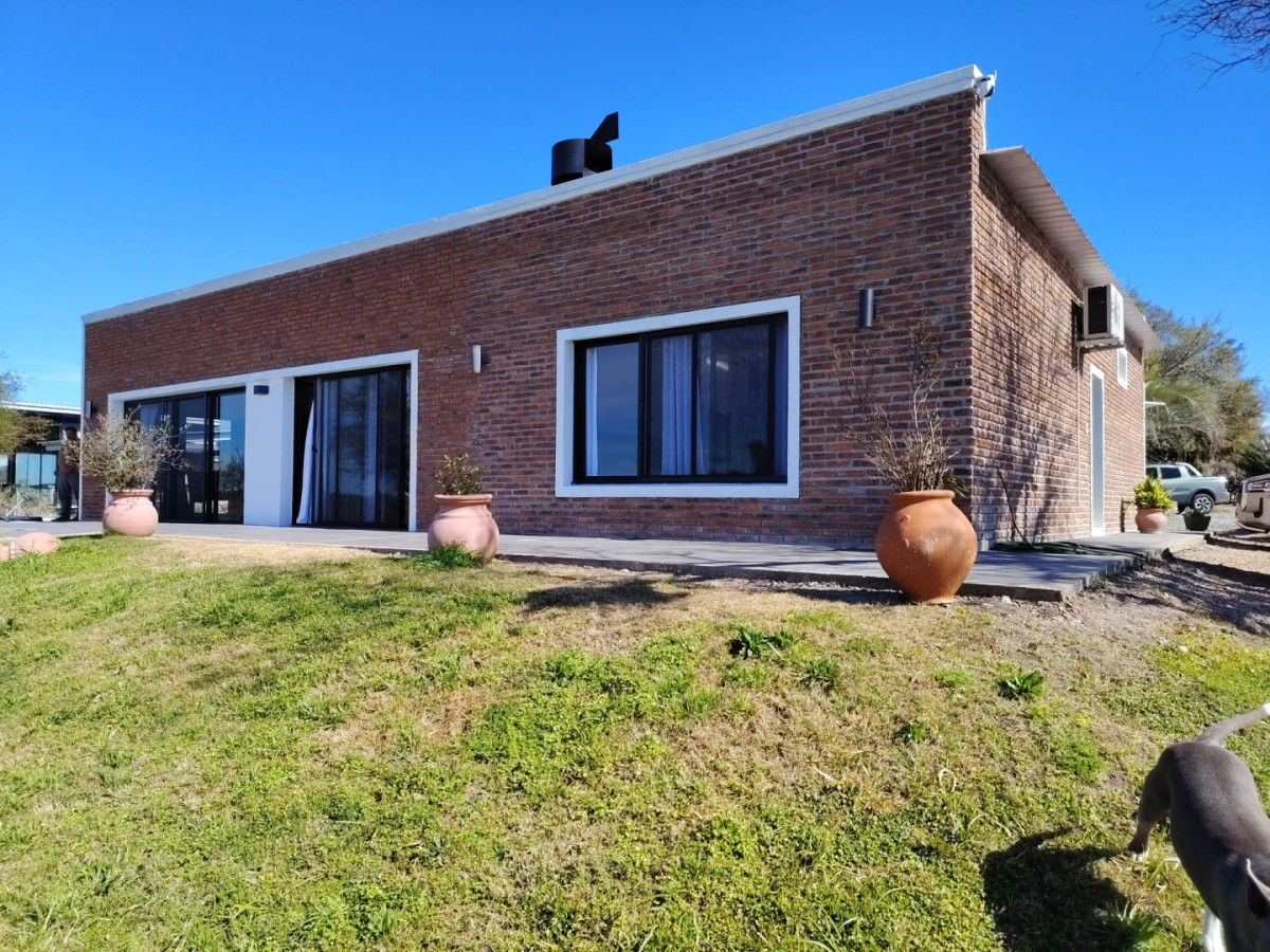 HERMOSA PROPIEDAD EN VENTA CON APARTAMENTO INDEPENDIENTE 