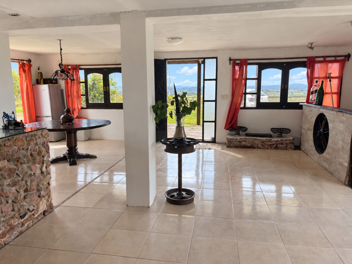 Venta Chacra de 5 hectáreas con casa , ruta 39 Maldonado .