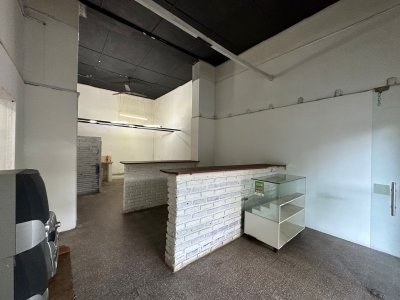 En Venta, Local Comercial, Tres Cruces