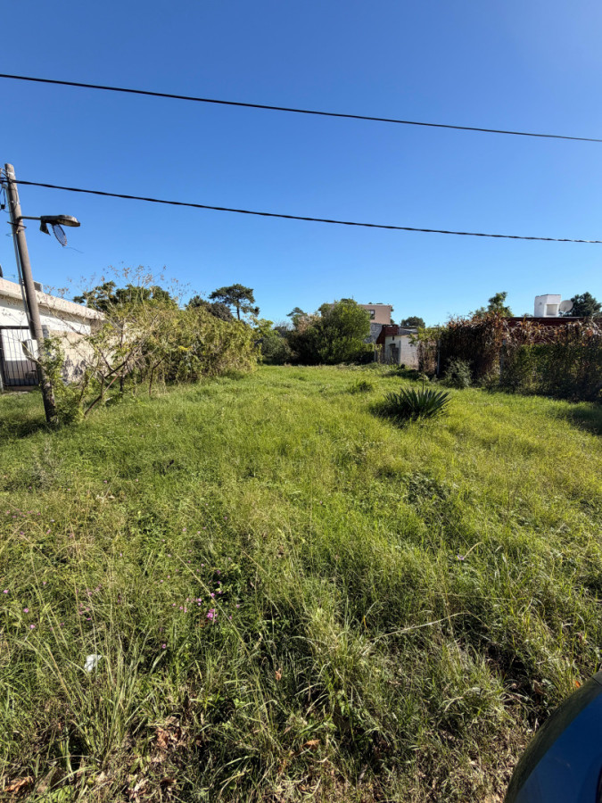SE VENDE TERRENO SALINAS NORTE A MEDIA CUADRA INTER