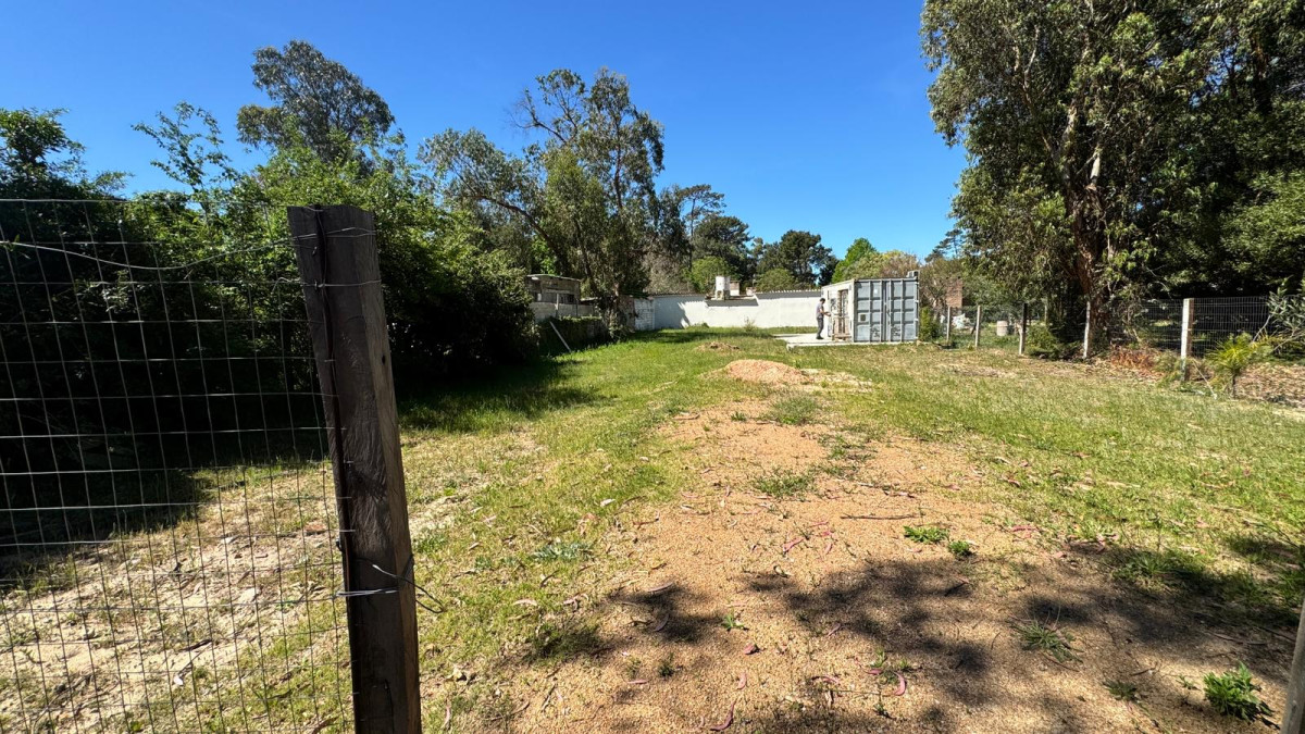 Vendo terreno en la floresta sur