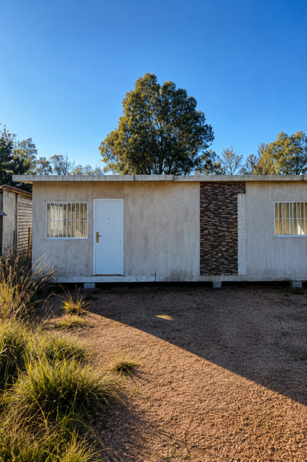 Oportunidad en sauce de portezuelo terreno de 650 m con mejoras una casa de isopanel de 30 metros cuadrados de un dormitorio y medio