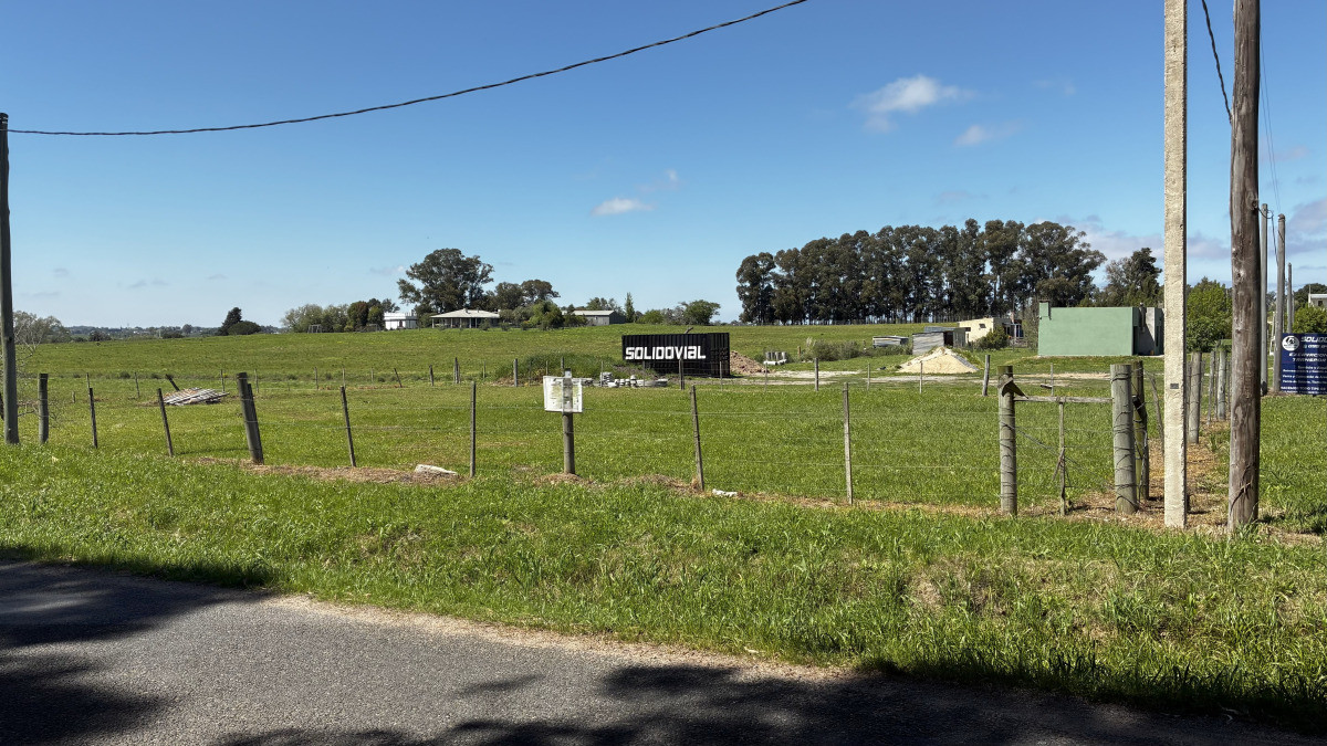 VENTA DE TERRENO TODO CERRADO EN REAL DE SAN CARLOS, COLONIA