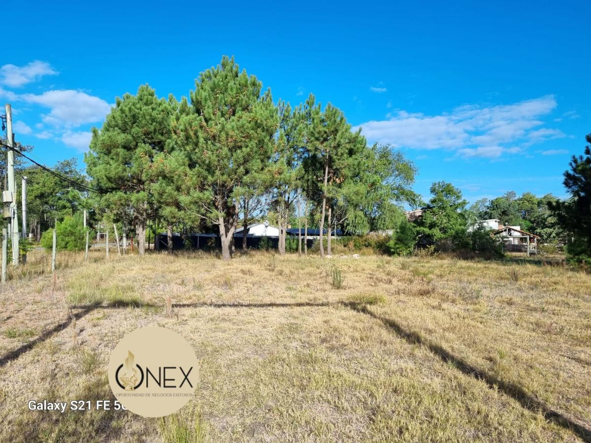 Se vende excelente terreno en Pinar Sur!!