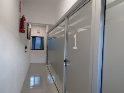 Se alquila oficina en el centro de Tacuarembó 