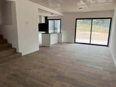  Casa en construcción - Punta Del Este  Piedras del chileno 