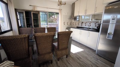 BAJO DE PRECIO Casa 4 dormitorios y apartamento independiente - Buceo