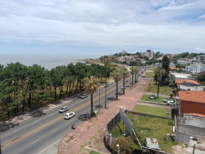 Venta Apartamento Rambla Punta Gorda Piso Alto 2 dormitorios Garage