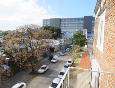 Renta: La Blanqueada: Monte Caseros: Unidades a nuevo  Prox. Garibaldi.-