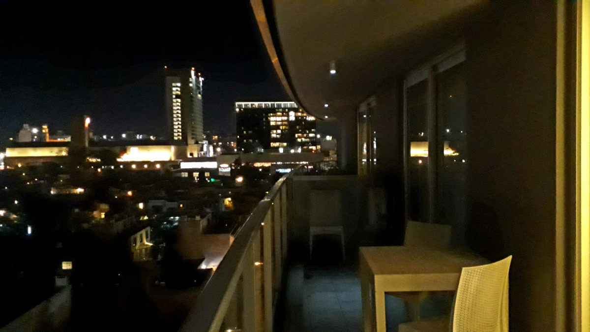 Punta Carretas muy proximo a la Rambla,  Club de Golf y Shopping Punta Carretas Piso Alto totalmente equipado