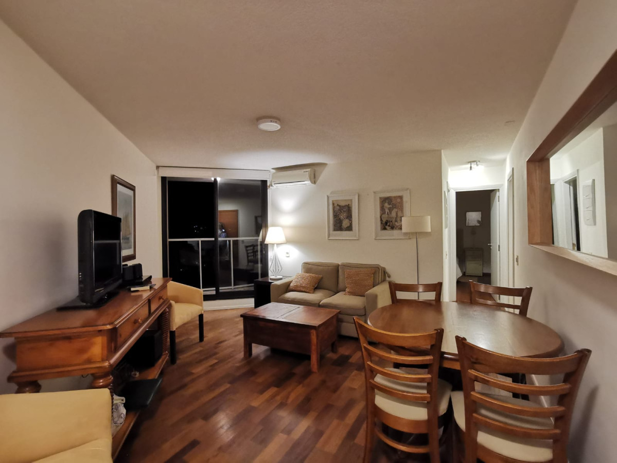 Torre Sábato Piso alto Muy bien  Equipado 1 dormitorio con garage