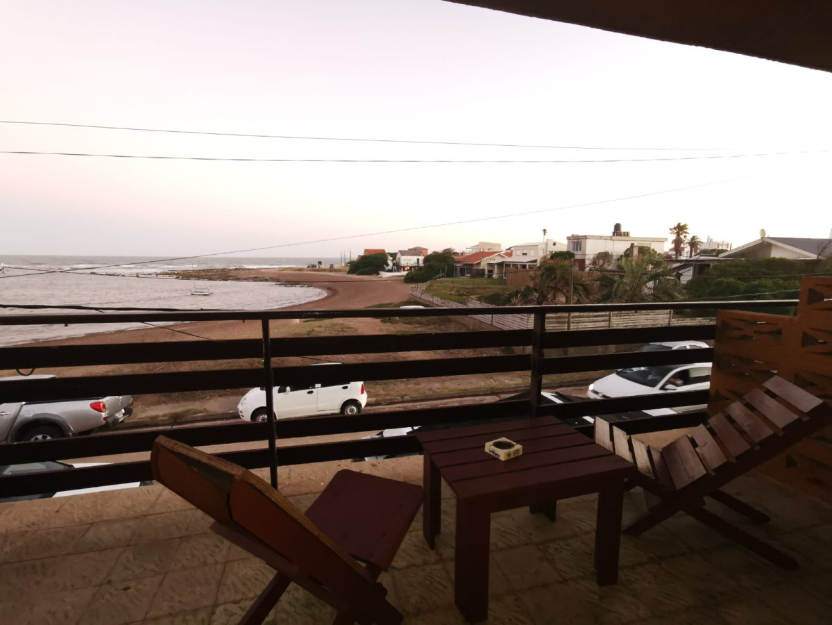 Atención Desarrolladores - Arquitectos & Constructores: La Paloma Casco Antiguo Frente al Mar y proximo al Faro Ideal Proyecto Apartamentos 1 y 2 dorm