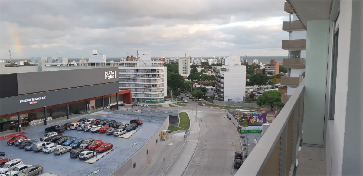 Estrene en Distrito M frente a Shopping Recientemente estrenado Plaza Italia  con Gran vista y Servicios