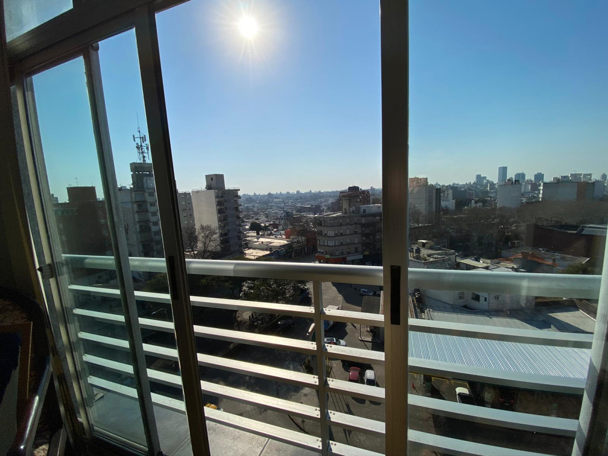 VENTA APARTAMENTO POCITOS 2 DORMITORIOS ESTAR GARAGE PISO ALTO