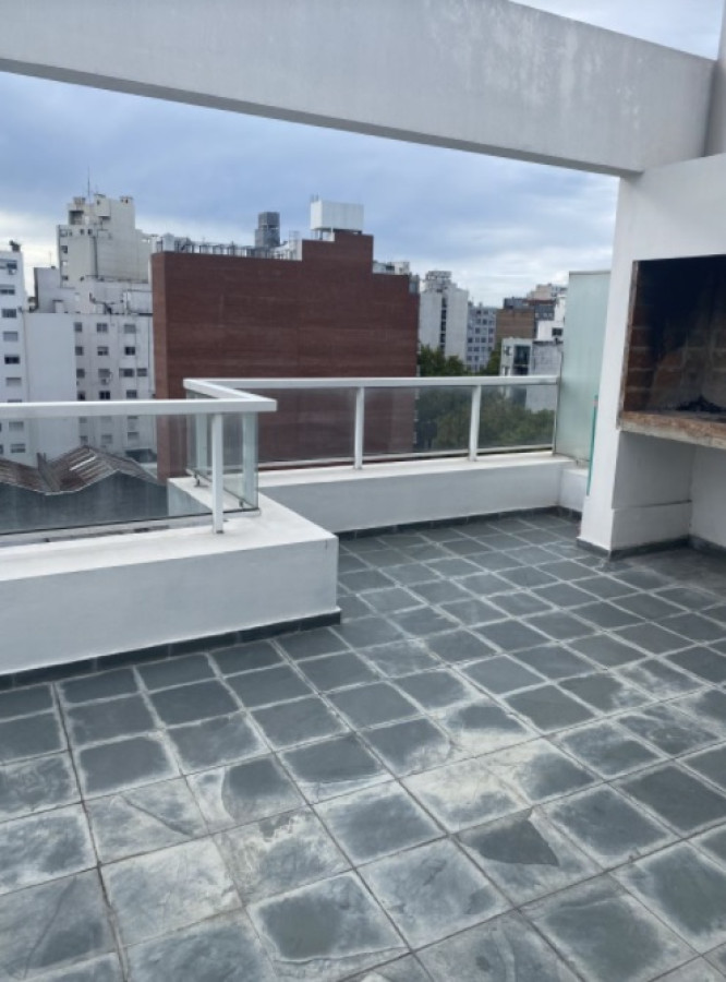 CORDON. PENTHOUSE como a Estrenar con Garage Próximo Instituto Iava y Facultad de Derecho