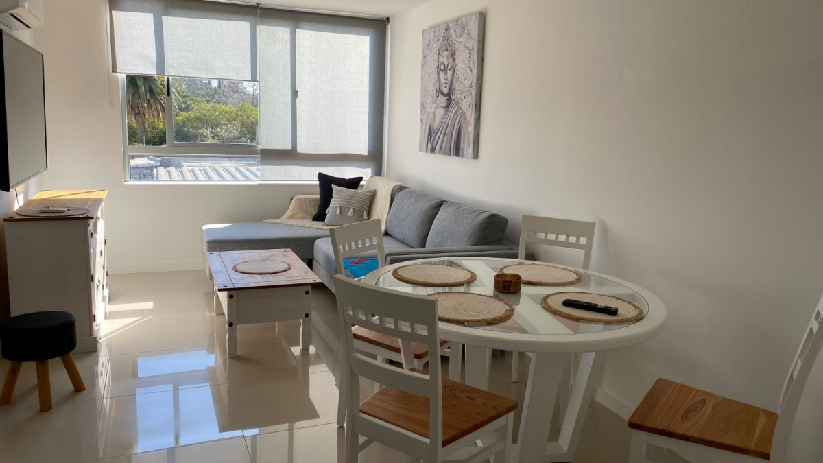 Alquiler Anual Apartamento como a Estrenar con Amenities