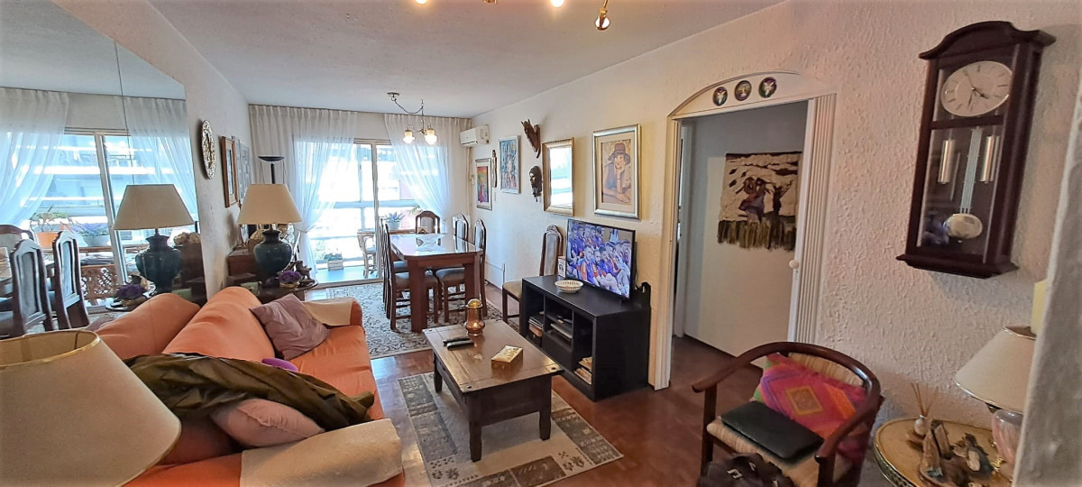 VENTA APARTAMENTO MALVIN TRADICIONAL MUY PROXIMO A LA RAMBLA Y CENTRO COMERCIAL ORINOCO