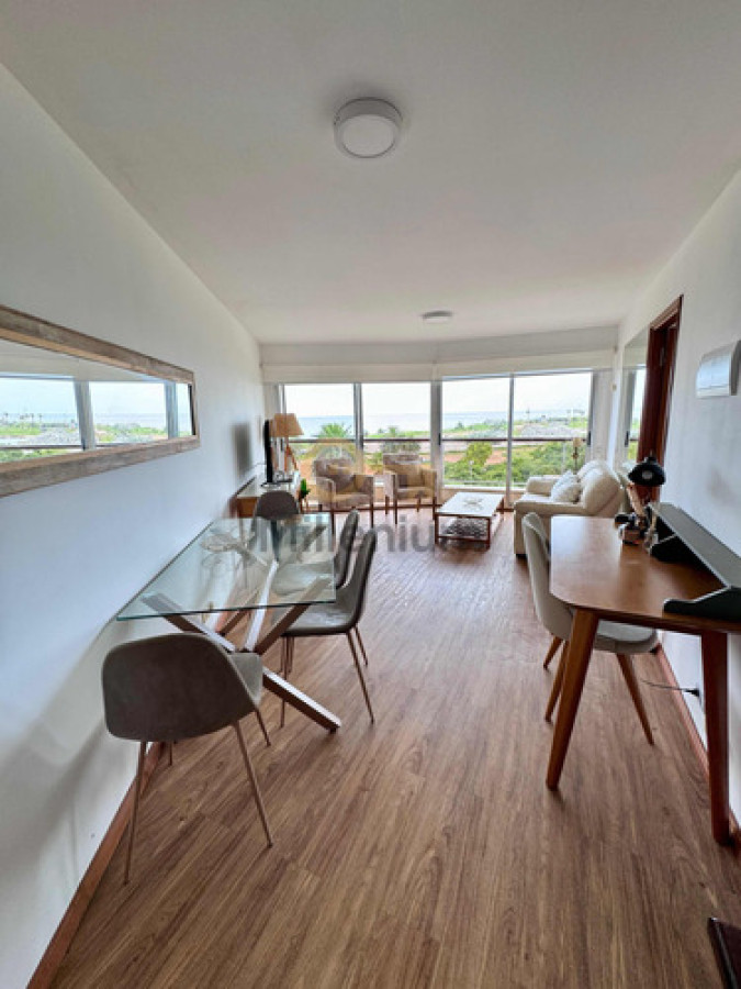 Alquiler Apartamento Amueblado Rambla  Punta Carretas
