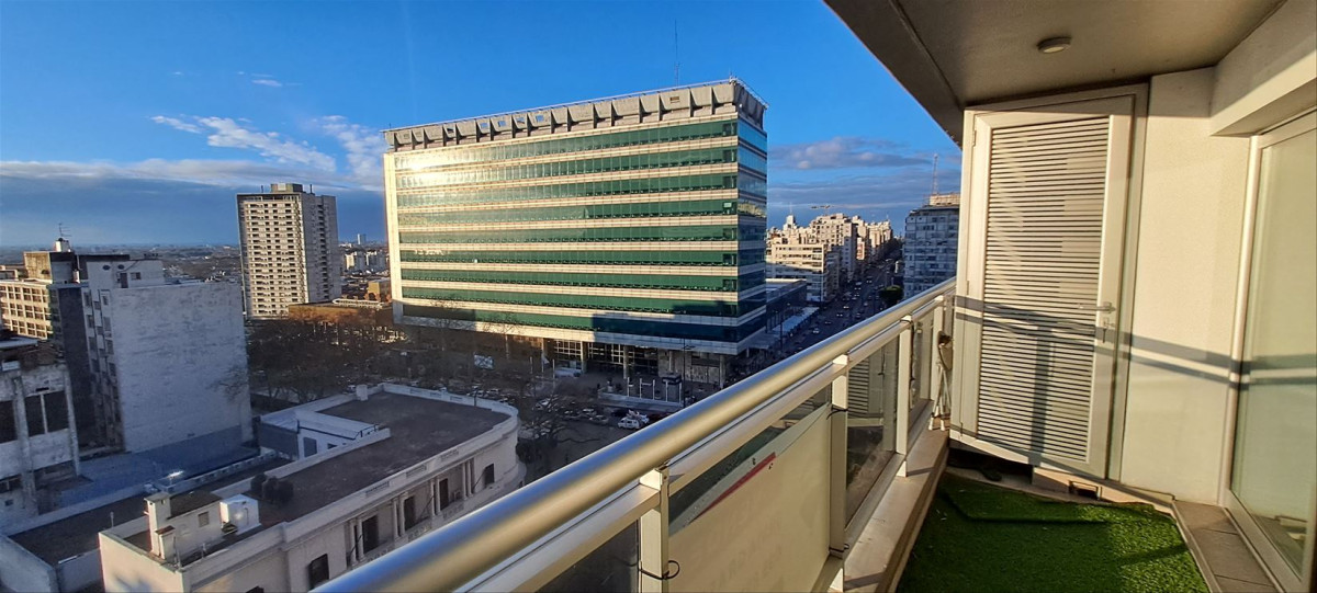 Venta Piso Alto 18 de Julio Nuevo 1 dormitorio Terraza Garage Gran Vista