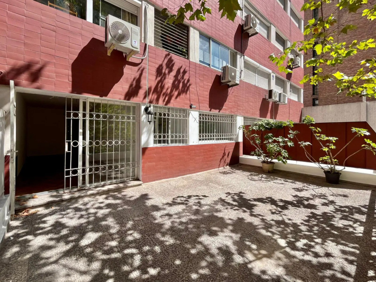 Venta Apartamento Centro Proximo 18 de julio 1 dormitorio Gran terraza