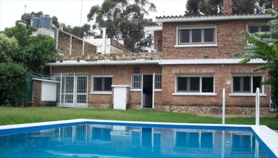 VENTA CHALET CARRASCO 6 DORMITORIOS AROCENA PROXIMO