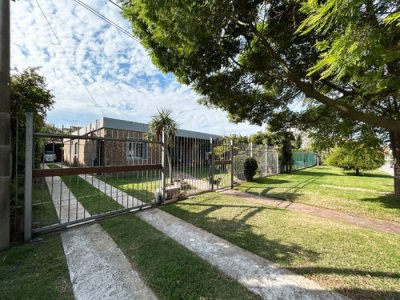 Venta De 2 Casas Dentro De Un Mismo Padrón En el mejor lugar de Punta Gorda