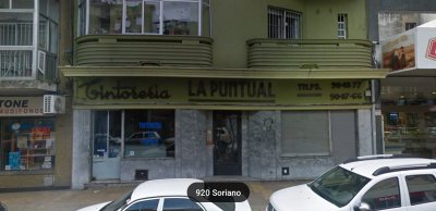 Oportunidad de Local Soriano y Convención  con posibilidad de fraccionamiento en 2 unidades.-