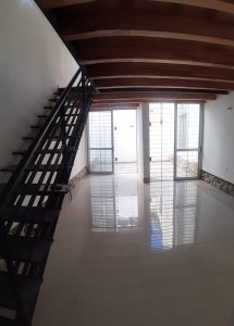 Local Punta Carretas Ideal Oficina Clínica Consultorio Estudio muy cerca del eje Comercial 21 de Setiembre prox. Ellauri