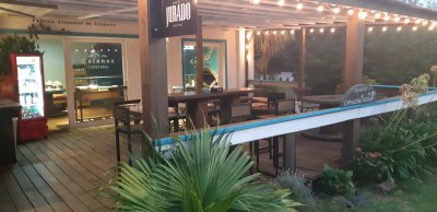 Maldonado: Las Grutas Punta Ballena Alquiler Local Cafetería Salón de Té Restaurant Parrilla