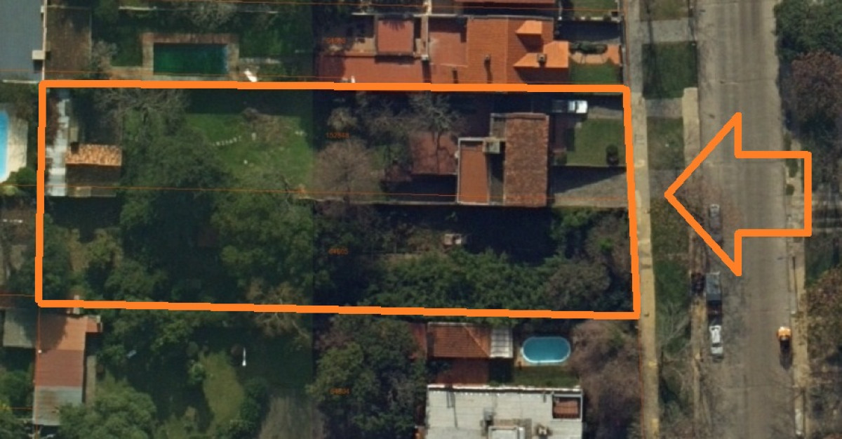 Venta 2 Padrones juntos con Altura Centro Comercial Punta Gorda Próximo y Colegio Santa Rita.-