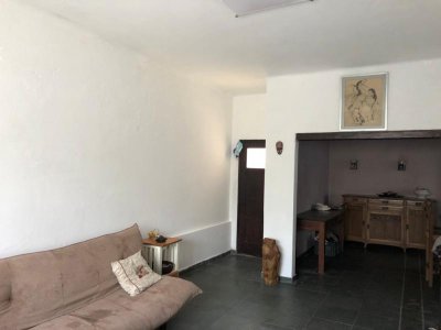 Amplio apto en venta en Barrio Histórico, Colonia.