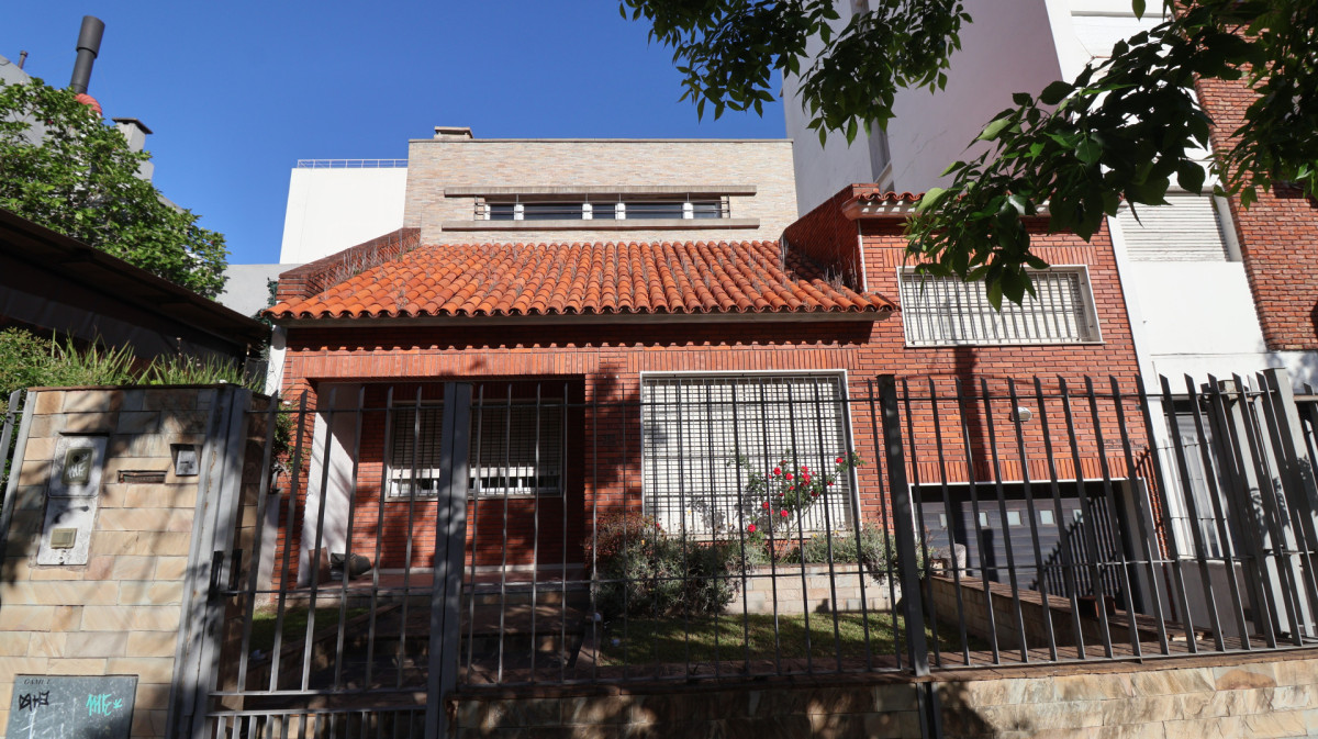 Casa en punto privilegiado de Punta Carretas.