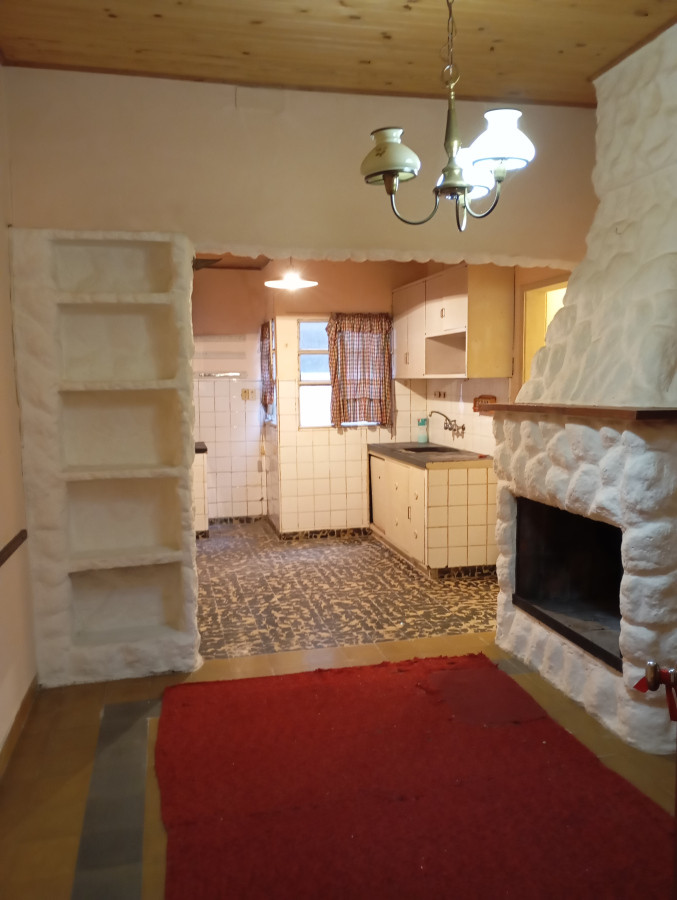 En venta en pleno centro de la ciudad,  hermosa casa a solo 3 cuadras de plaza Independencia. 