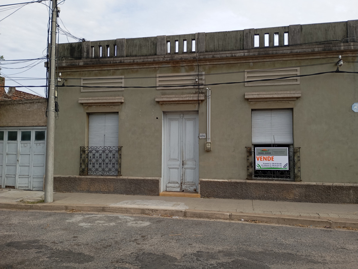 Muy buena casa en venta bien ubicada a 2 cuadras del Hospital.