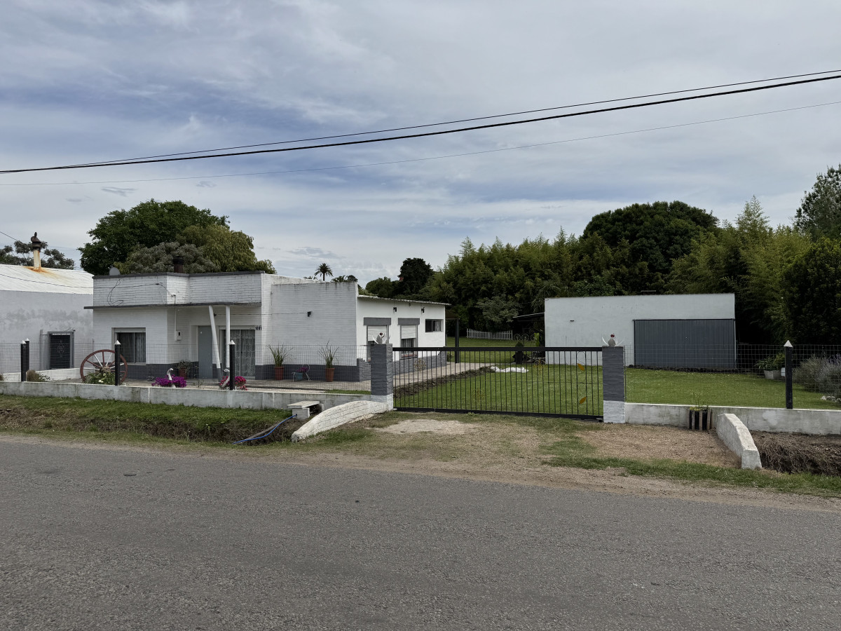 Excelente propiedad con amplio terreno, parrilla y gran espacio exterior