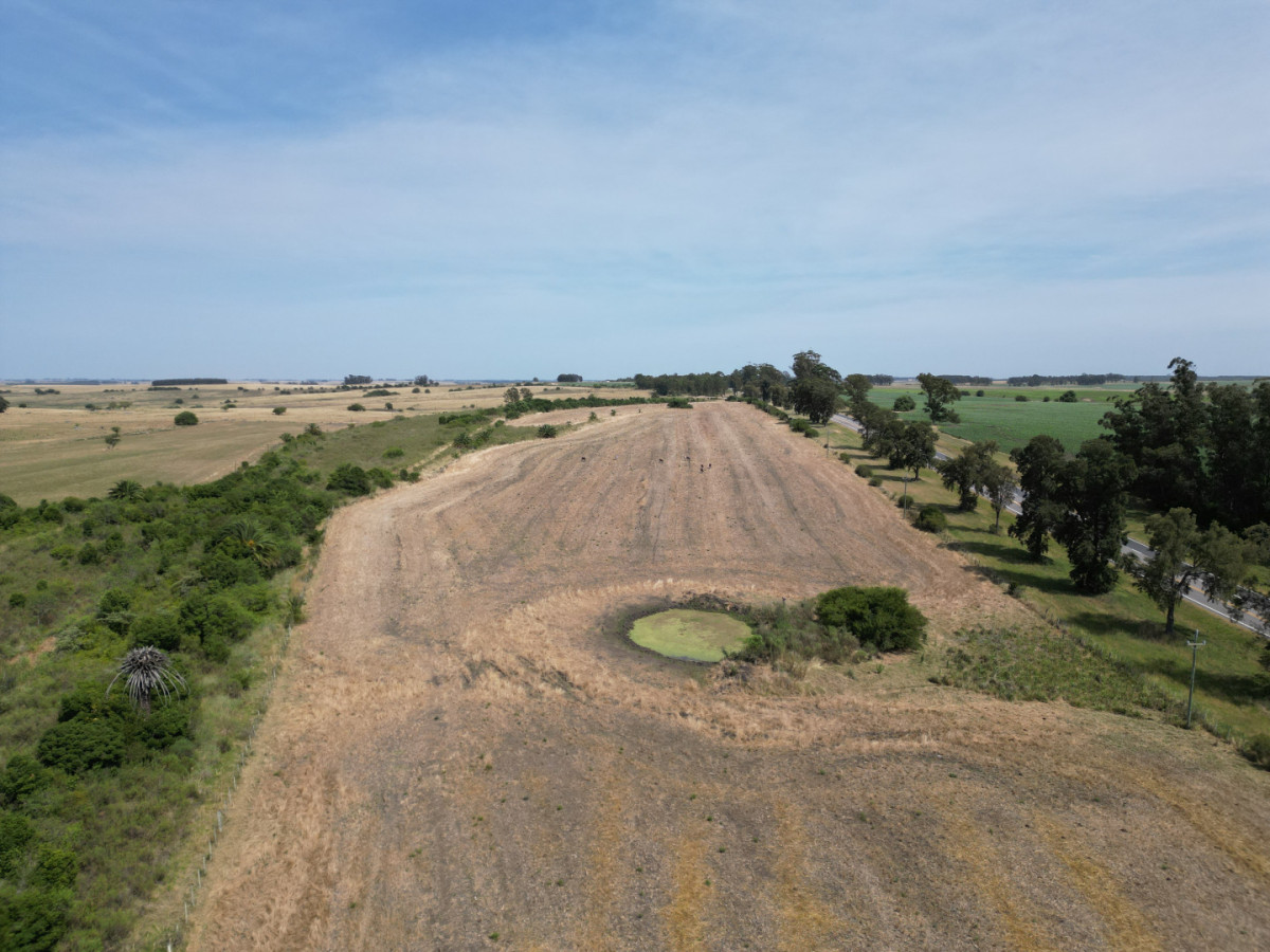 Chacra de 8 hás sobre Ruta 23 - San José