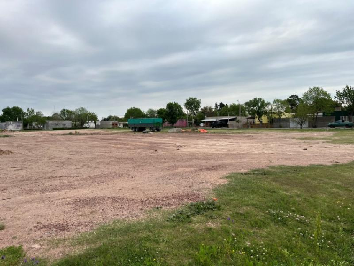       Oportunidad en Carmelo       14 terrenos en venta.