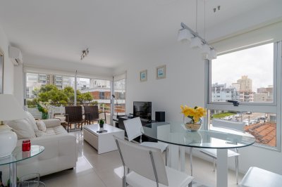 Apartamento en venta y alquiler Península 2 dormitorios