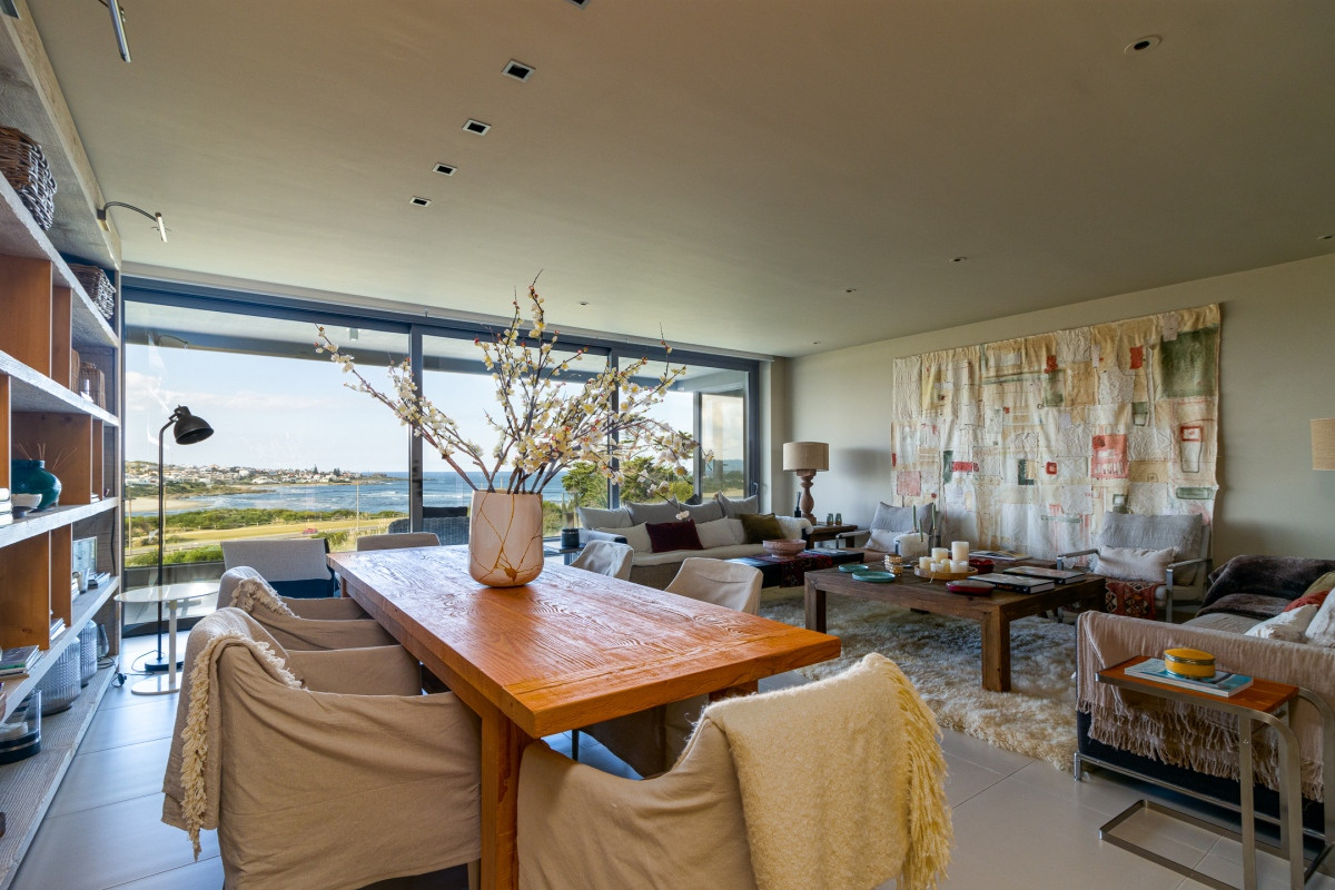 Apartamento en venta y alquiler Playa Brava 3 dormitorios