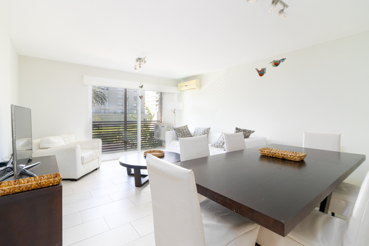 Apartamento en venta y alquiler Peninsula 3 dormitorios